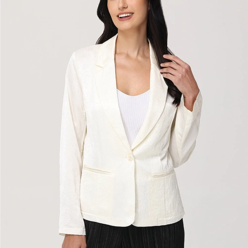 NEW‎ 89th & Madison Egret Blazer